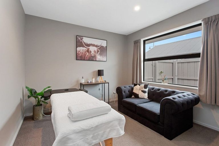 Photo of property in 28 Kawari Drive, Pegasus, 7612