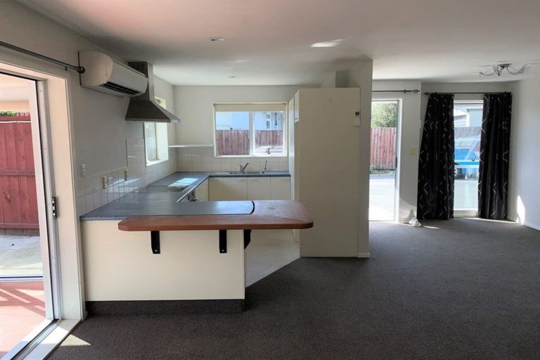 Photo of property in 292a Wainoni Road, Avondale, Christchurch, 8061