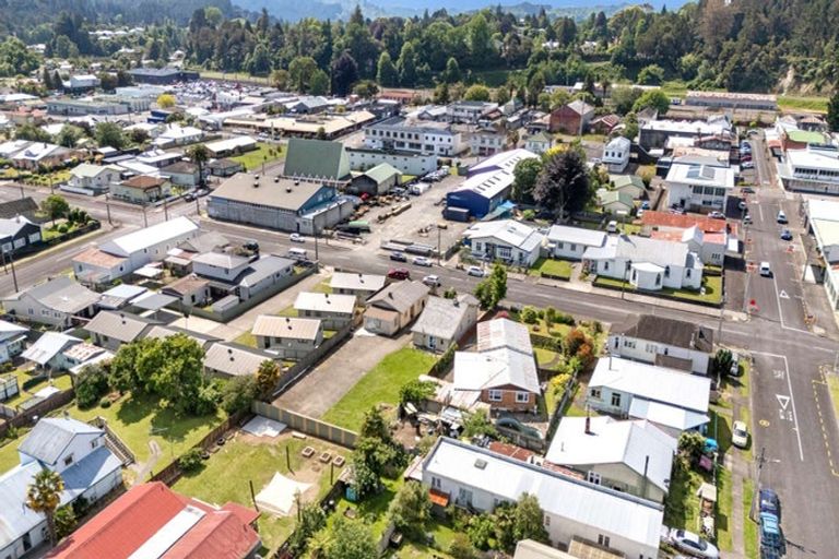 Photo of property in 49 Huia Street, Taumarunui, 3920