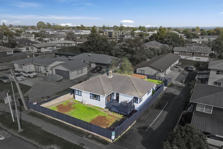 Photo of property in 1/220 Russell Road, Manurewa, Auckland, 2102