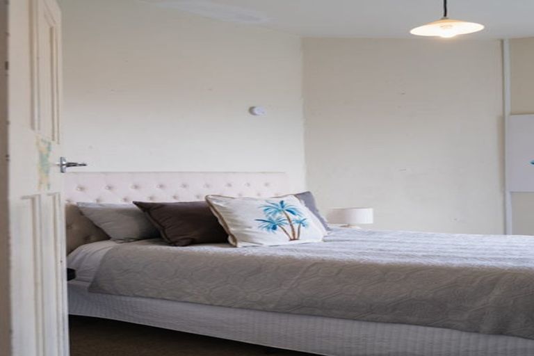 Photo of property in 10 Cashel Street, South Dunedin, Dunedin, 9012