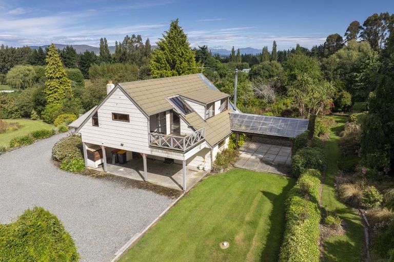 Photo of property in 72 Bush Street, Lumsden, 9730