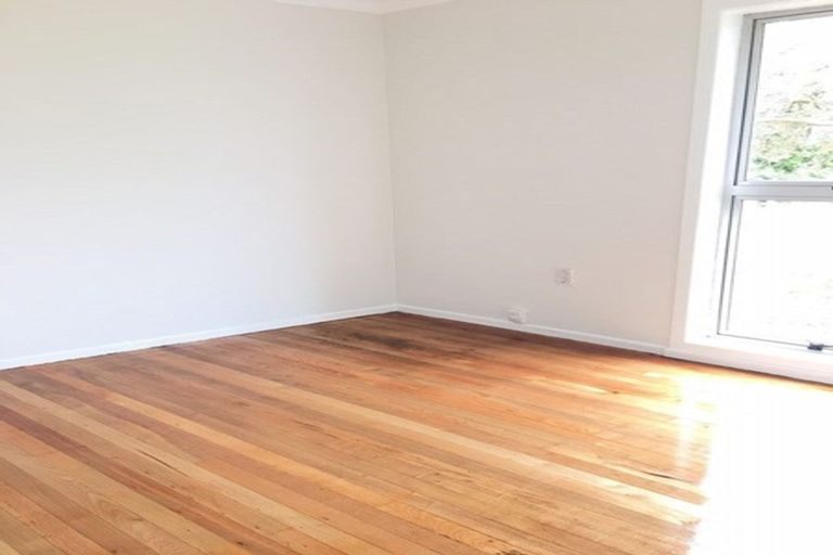 Photo of property in 26 Waimana Avenue, Northcote Point, Auckland, 0627