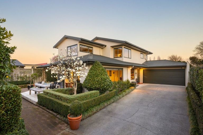 Photo of property in 32a Strowan Avenue, Fairfield, Hamilton, 3214