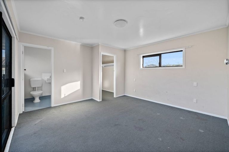 Photo of property in 14 Cross Street, Papakura, 2110
