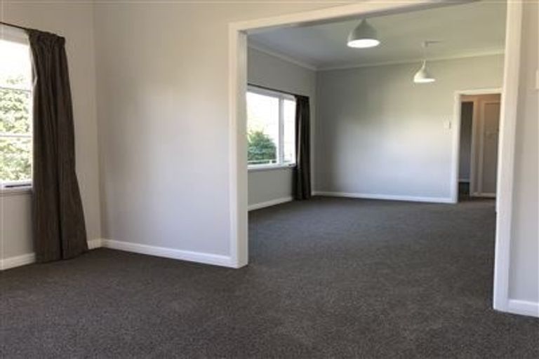 Photo of property in 1 Wairau Road, Milford, Auckland, 0627