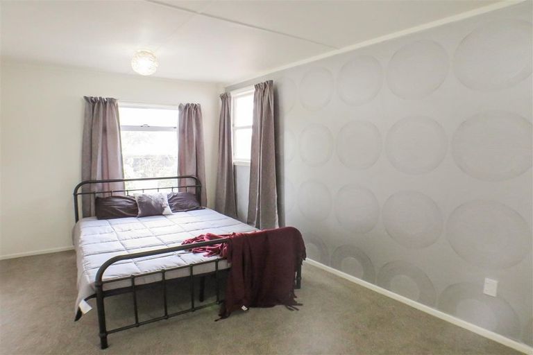 Photo of property in 40 Thomas Crescent, Western Heights, Rotorua, 3015