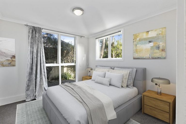 Photo of property in 43 Warwick Street, Wilton, Wellington, 6012