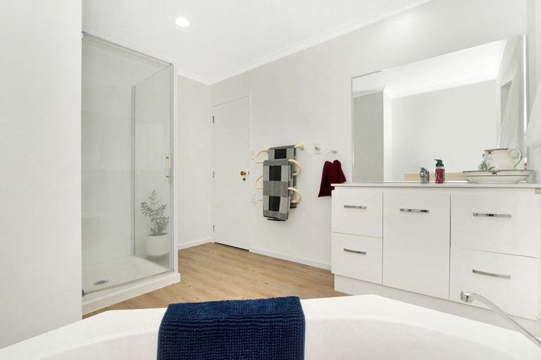 Photo of property in 15 Taramea Rise, Pyes Pa, Tauranga, 3112