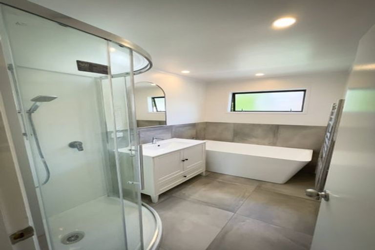 Photo of property in 4/59 Rangatira Road, Beach Haven, Auckland, 0626