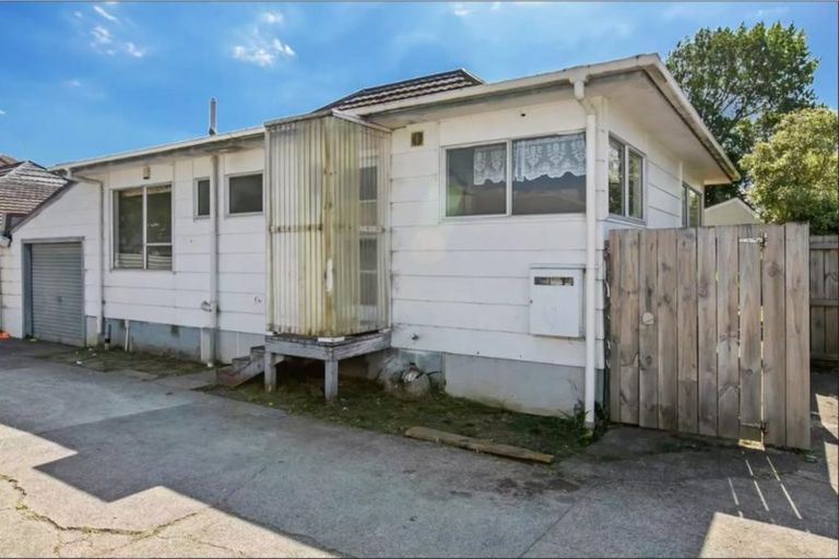 Photo of property in 2/187a Buckland Road, Mangere East, Auckland, 2024