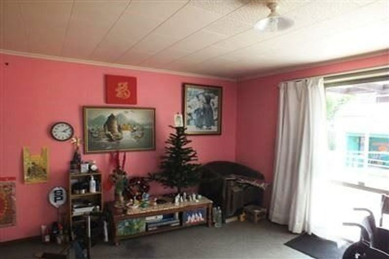 Photo of property in 25 Haynes Avenue, Upper Riccarton, Christchurch, 8041