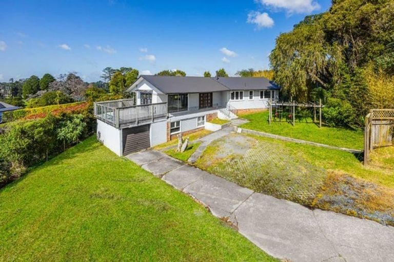 Photo of property in 64 Astley Avenue, New Lynn, Auckland, 0600