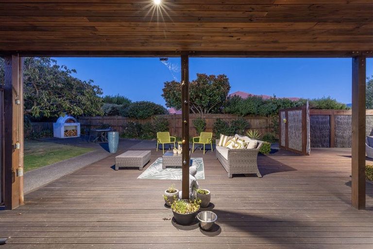 Photo of property in 150 Milne Drive, Paraparaumu, 5032