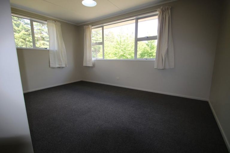 Photo of property in 2 Park Lane, Omarama, 9412