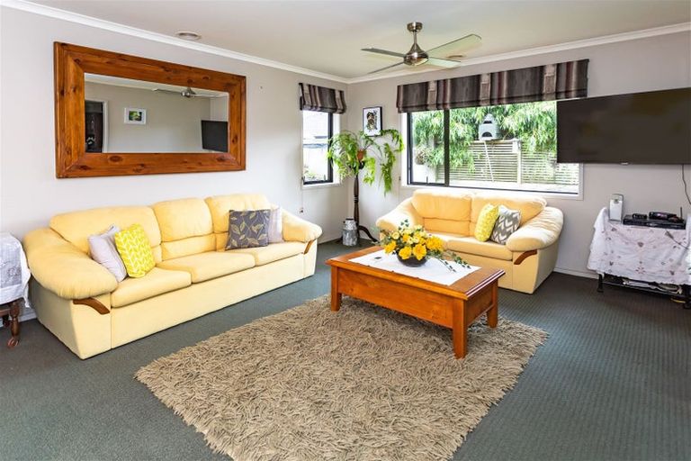 Photo of property in 3 Acacia Court, Whitianga, 3510