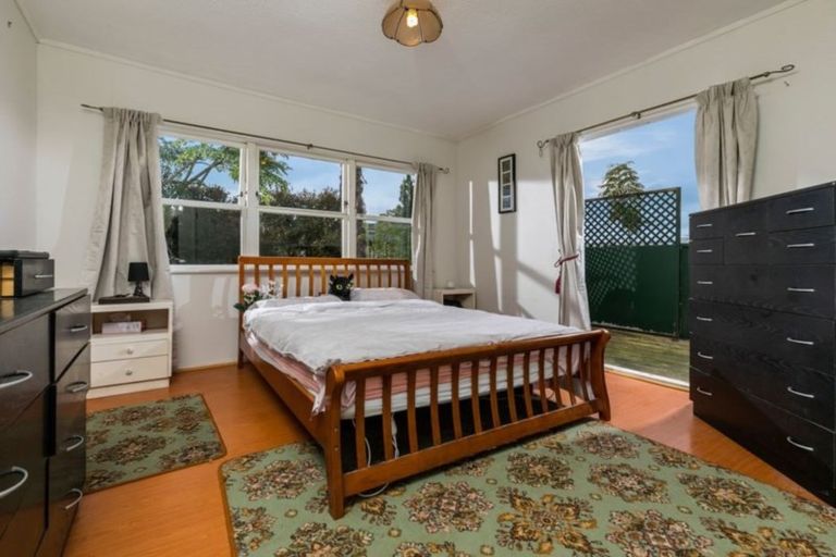 Photo of property in 5 Burndale Terrace, Manurewa, Auckland, 2102