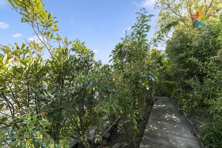 Photo of property in 4 Mossburn Grove, Kelson, Lower Hutt, 5010