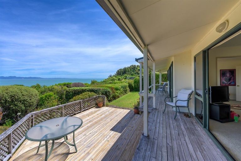 Photo of property in 25 Bay Vista Drive, Pohara, Takaka, 7183