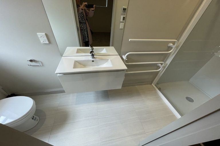 Photo of property in 3 Brindle Way, Newlands, Wellington, 6037