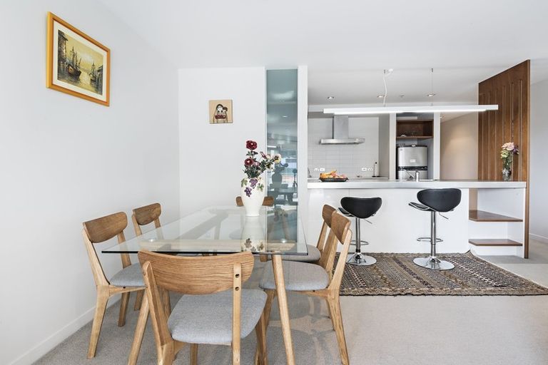 Photo of property in Piermont Apartments, 2a/82 Cable Street, Te Aro, Wellington, 6011