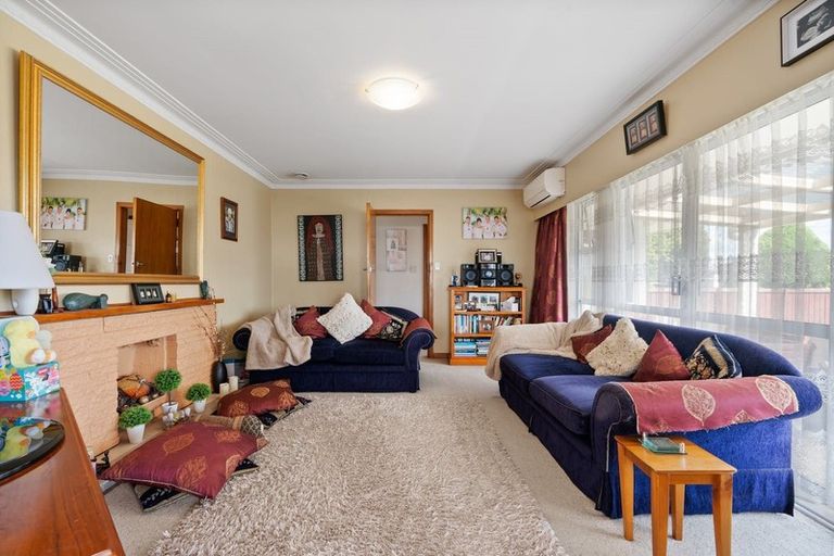 Photo of property in 12 Hooks Road, Manurewa, Auckland, 2102