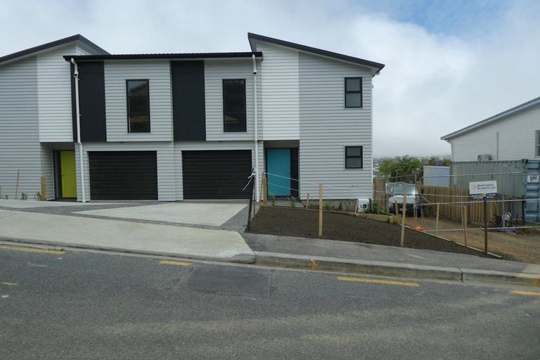 Photo of property in 52b Chesterton Street, Johnsonville, Wellington, 6037