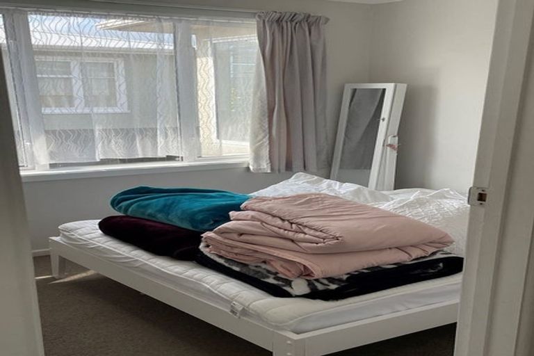 Photo of property in 45 Selwyn Crescent, College Estate, Whanganui, 4500