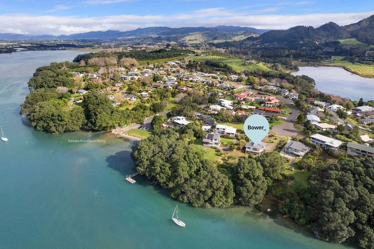 Photo of property in 22 Giles Way, Tanners Point, Katikati, 3177