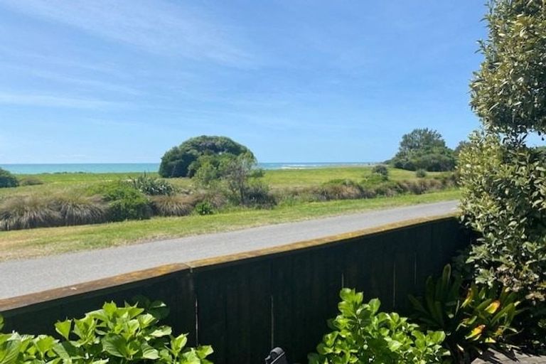 Photo of property in 18 Wellwood Terrace, Te Awanga, 4102