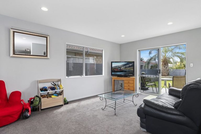 Photo of property in 27 Bermuda Drive, Papamoa Beach, Papamoa, 3118