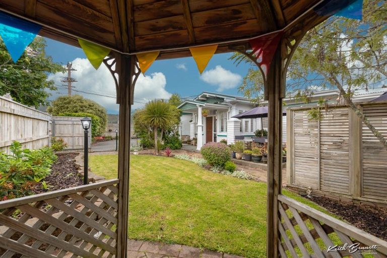 Photo of property in 48 Ararino Street, Trentham, Upper Hutt, 5018