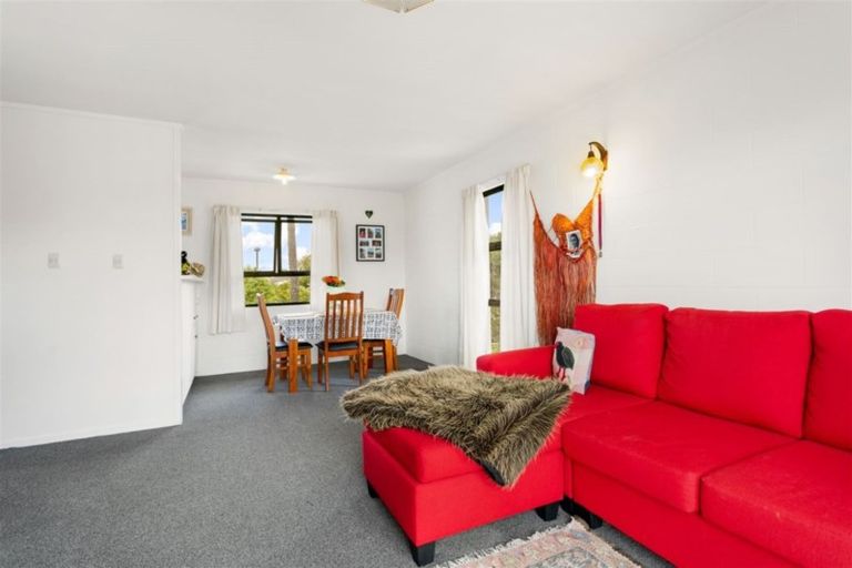 Photo of property in 2/17 Coyle Street, Sandringham, Auckland, 1025