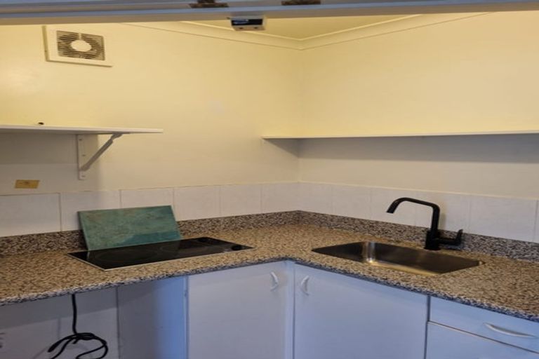 Photo of property in 2/837 Beach Road, Browns Bay, Auckland, 0630