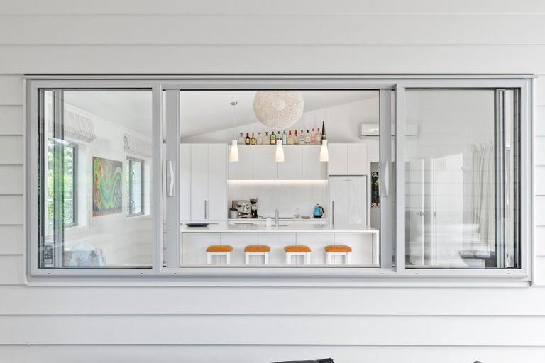 Photo of property in 2 Meridian Place, Matapouri, Whangarei, 0173