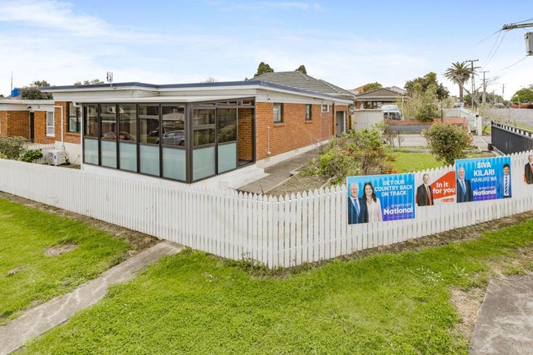 Photo of property in 1/10 Fairview Road, Papatoetoe, Auckland, 2025