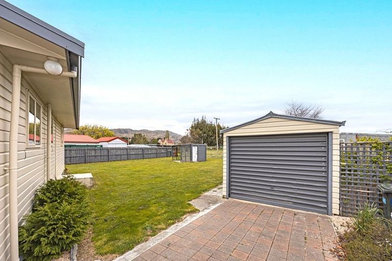 Photo of property in 25 Freyberg Avenue, Kurow, 9435
