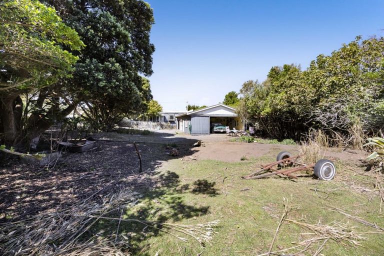 Photo of property in 56 Victoria Street, Patea, 4520