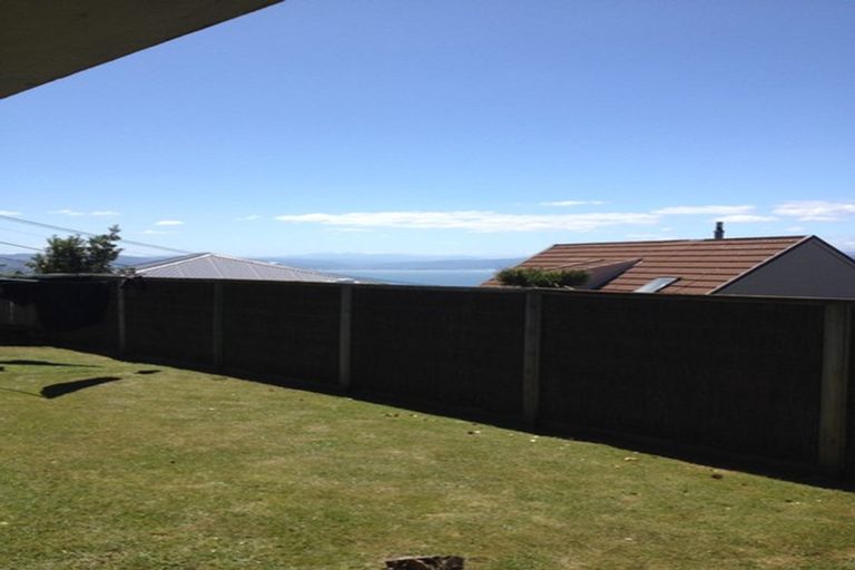 Photo of property in Bryon Court Flats, 25 Apuka Street, Brooklyn, Wellington, 6021