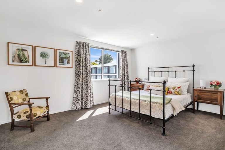 Photo of property in 304/25 Bute Road, Browns Bay, Auckland, 0630