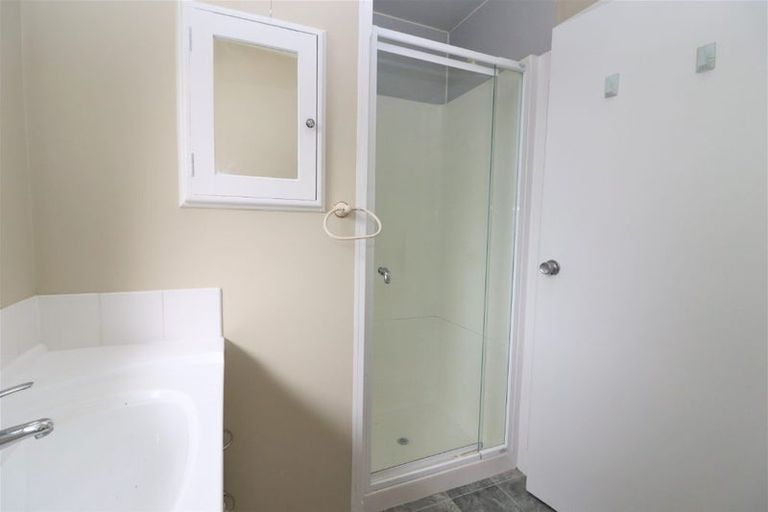 Photo of property in 52 Woolley Street, Avondale, Christchurch, 8061