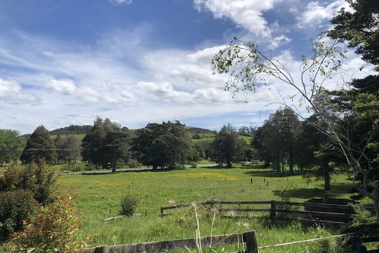Photo of property in 680 State Highway 1, Otaika, Whangarei, 0178