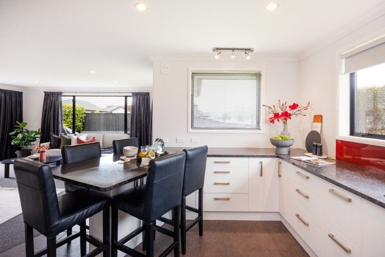 Photo of property in 22 Pegasus Place, Kelvin Grove, Palmerston North, 4414