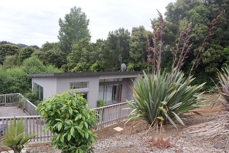 Photo of property in 73 Warman Road, Okura, Auckland, 0792