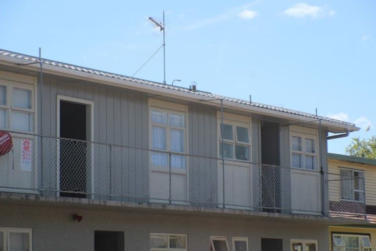 Photo of property in Wellway Flats, 45 Mcparland Street, Ebdentown, Upper Hutt, 5018