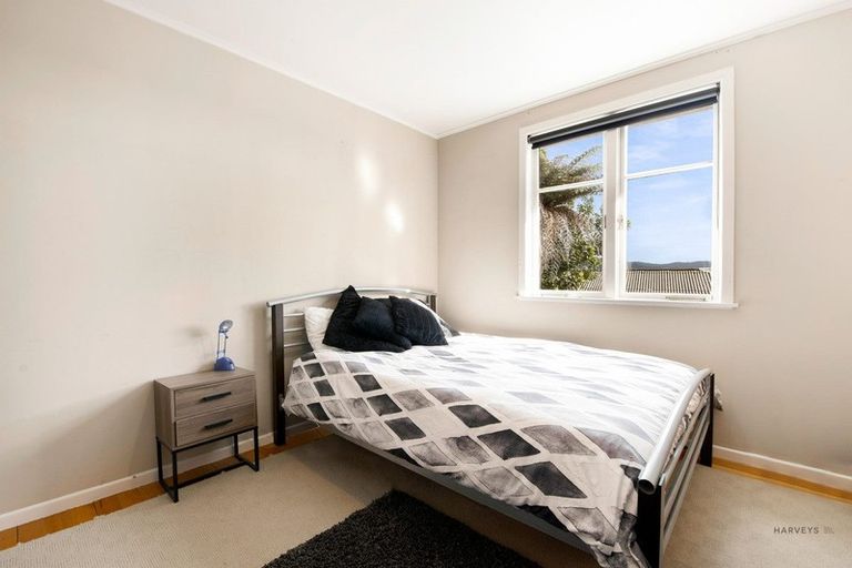 Photo of property in 180 Glengarry Road, Glen Eden, Auckland, 0602