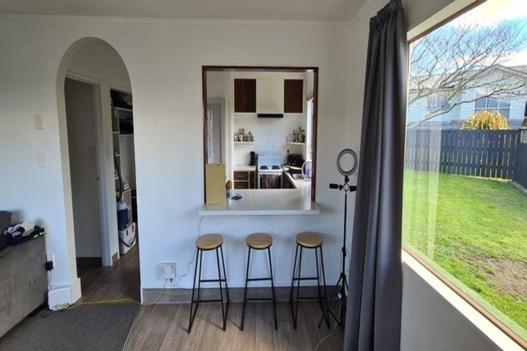 Photo of property in 2/6 Shera Street, Acacia Bay, Taupo, 3330