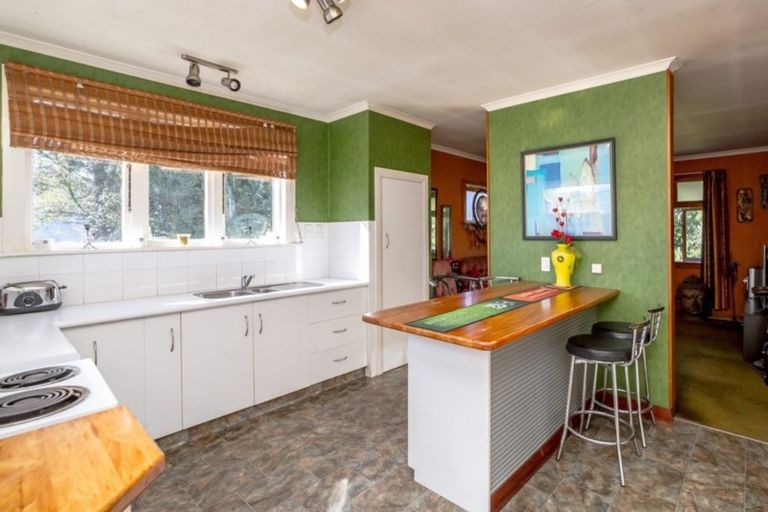 Photo of property in 442 High Street South, Carterton, 5713