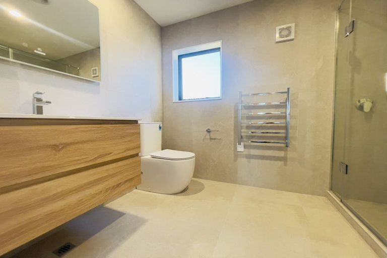 Photo of property in 2/19 Earlsworth Road, Mangere East, Auckland, 2024