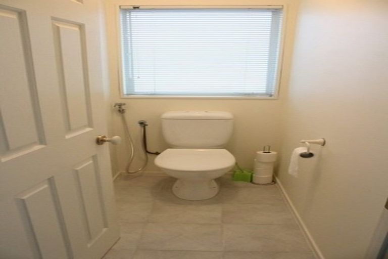 Photo of property in 2/5 Belgate Place, Somerville, Auckland, 2014